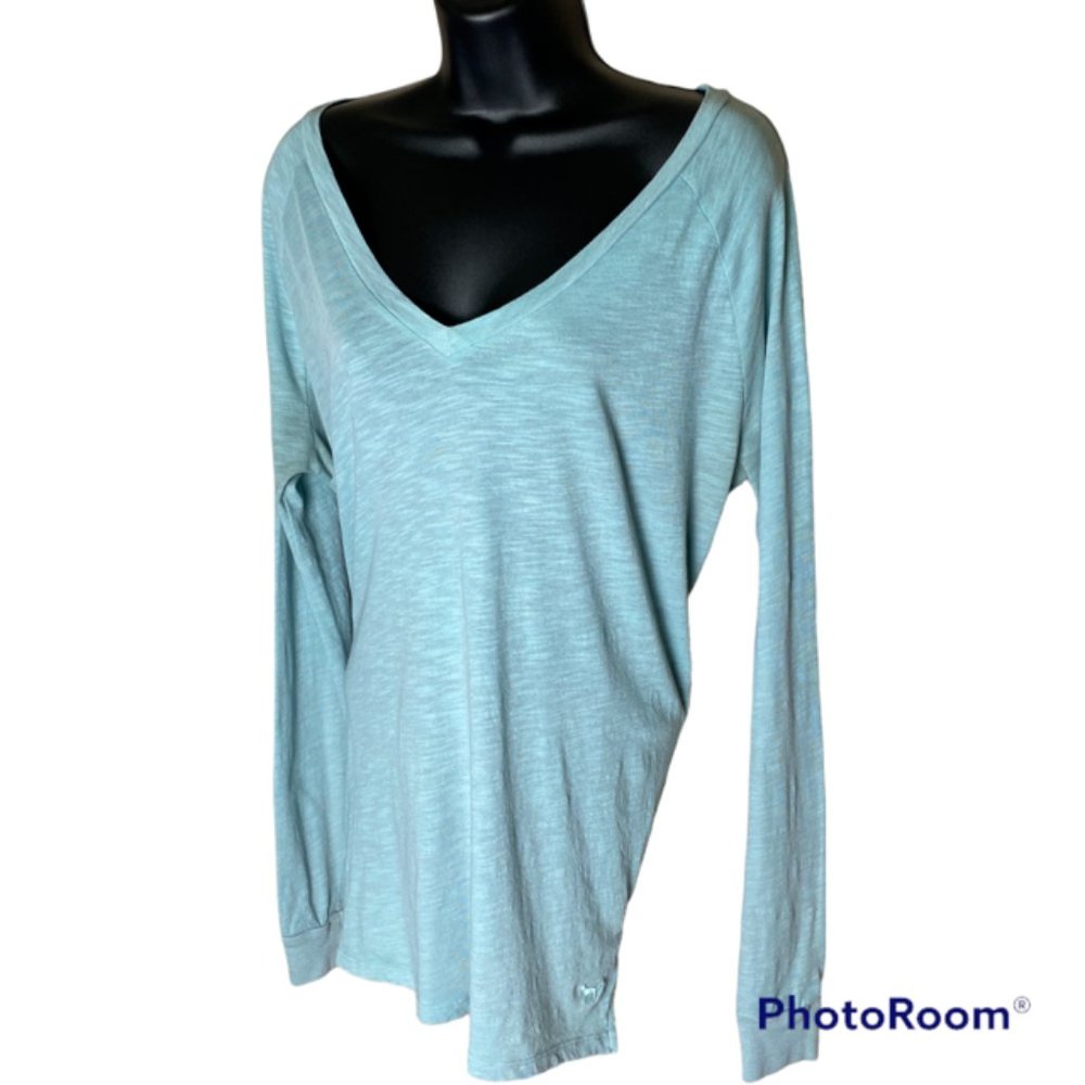 PINK Victoria's Secret Women's Vneck